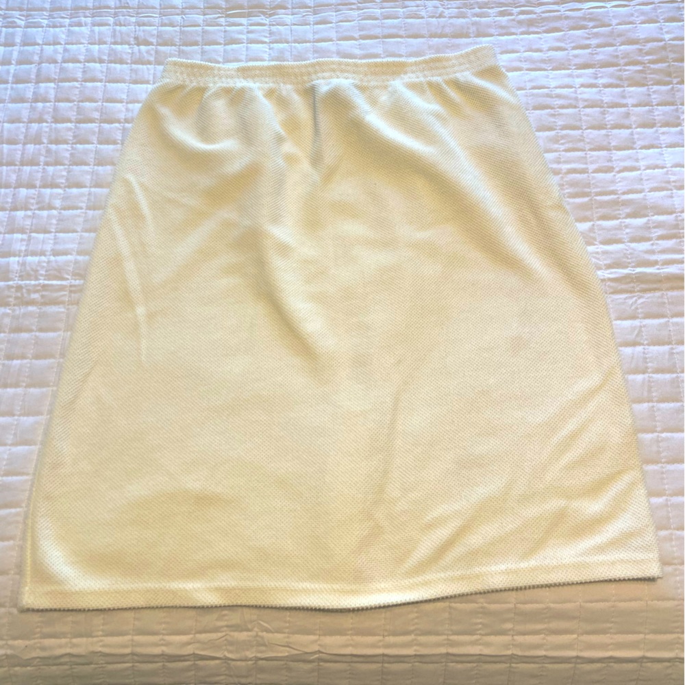 Metro 212 white skirt size M